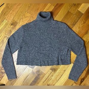 Super Cozy Heather Gray Turtleneck 🖤